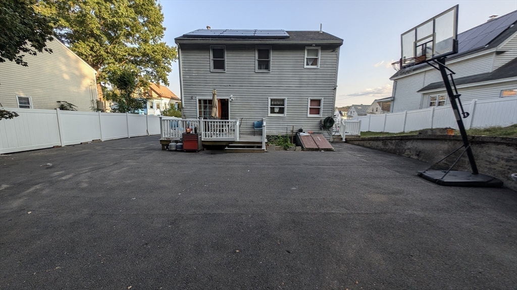 63 Wilson St