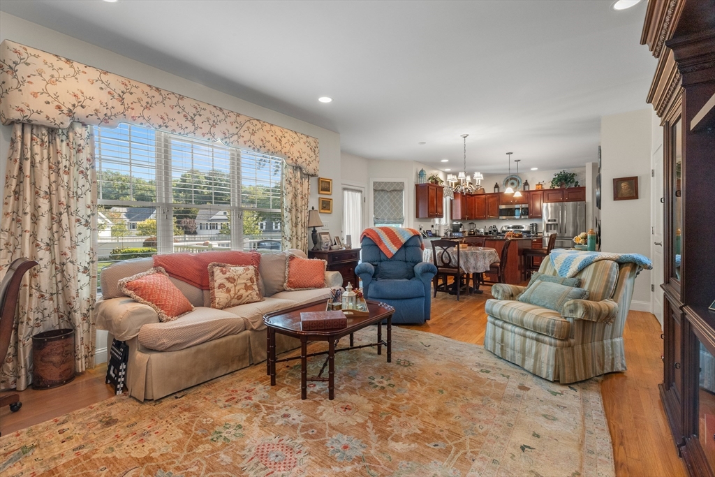5 Grace Ct