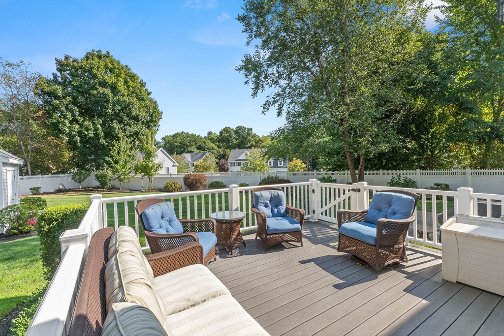 5 Grace Ct