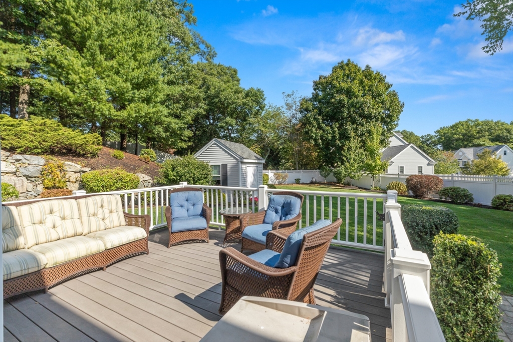 5 Grace Ct