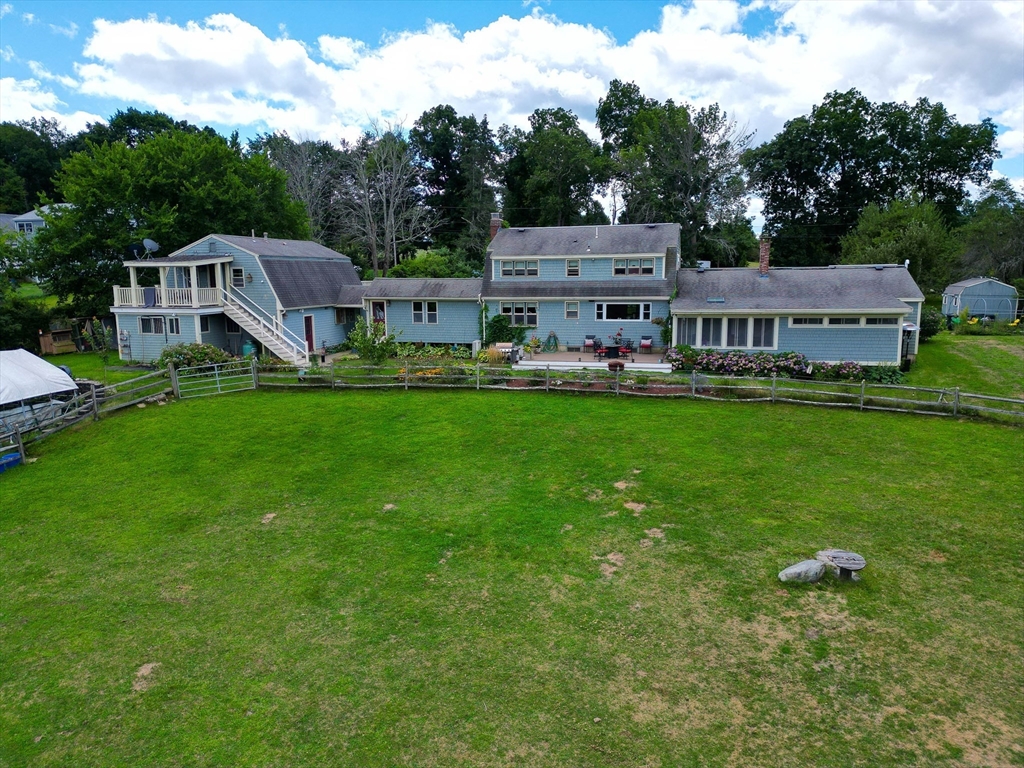 136 Crane Neck St