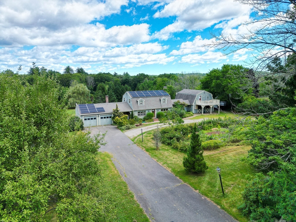 136 Crane Neck St