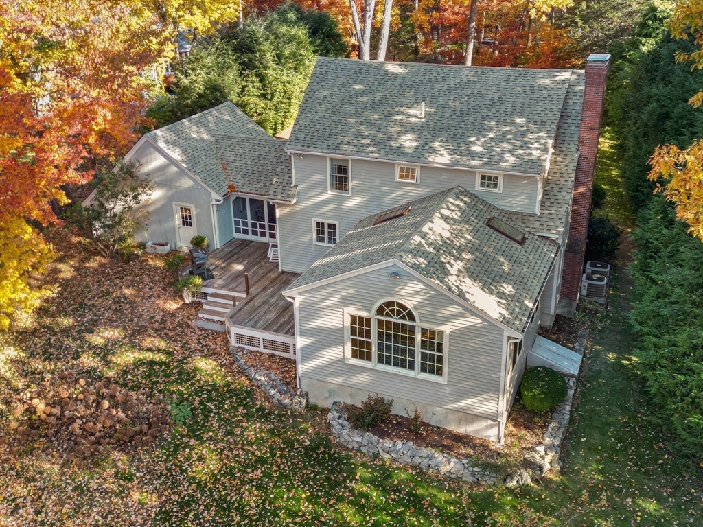 43 Moody St