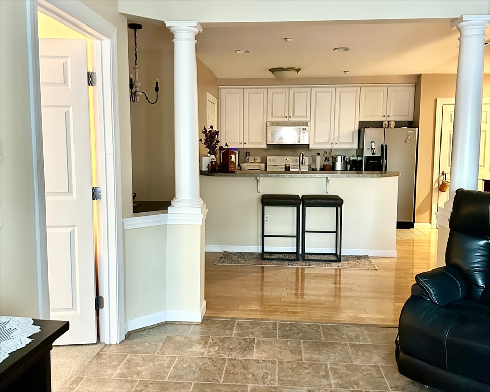 6 Woodman Way # 115