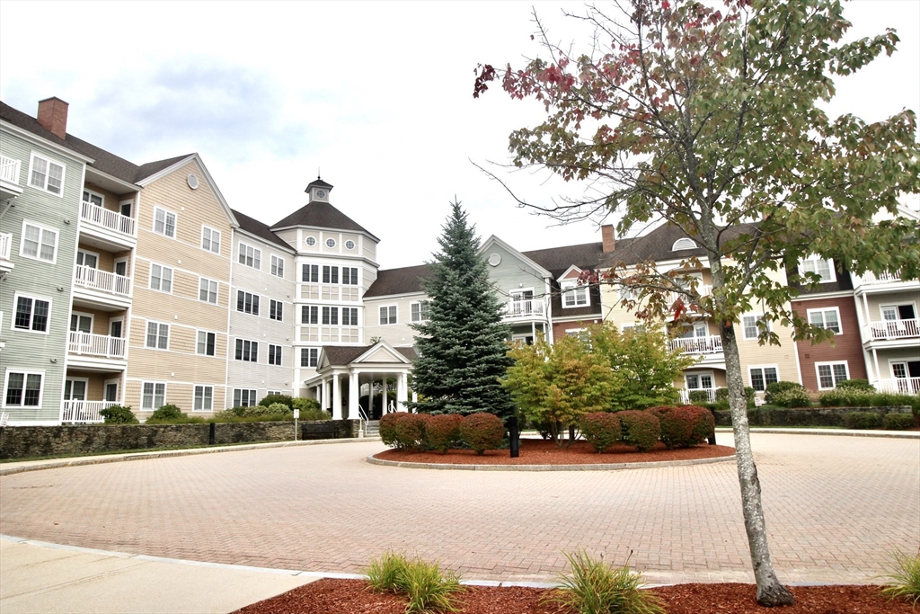 6 Woodman Way # 115