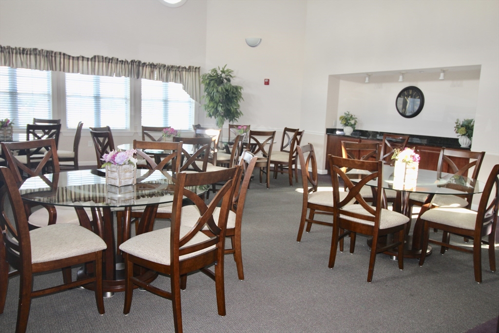 6 Woodman Way # 115