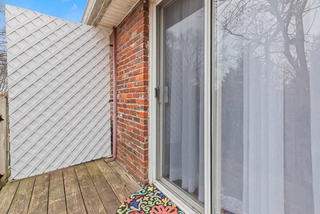12 Woodman Way # 19