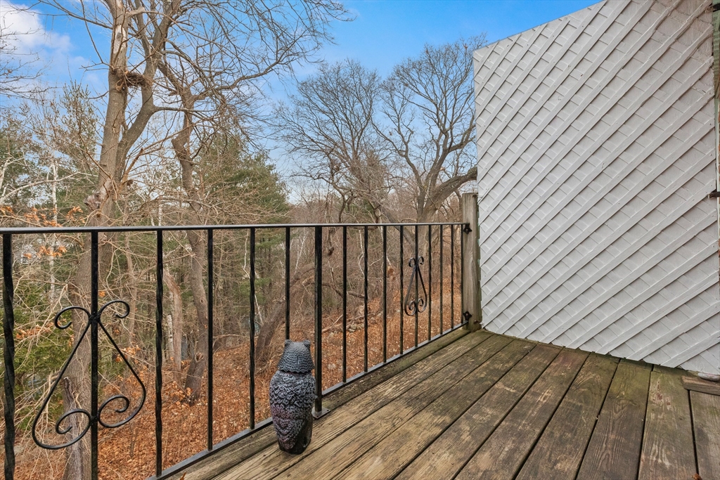 12 Woodman Way # 19