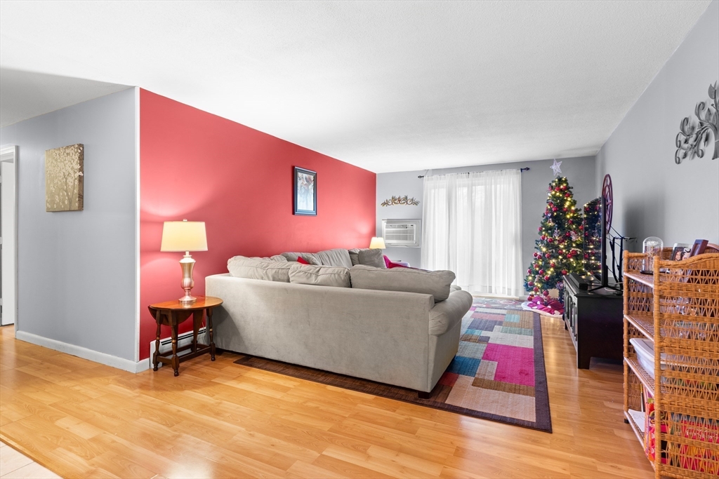 12 Woodman Way # 19