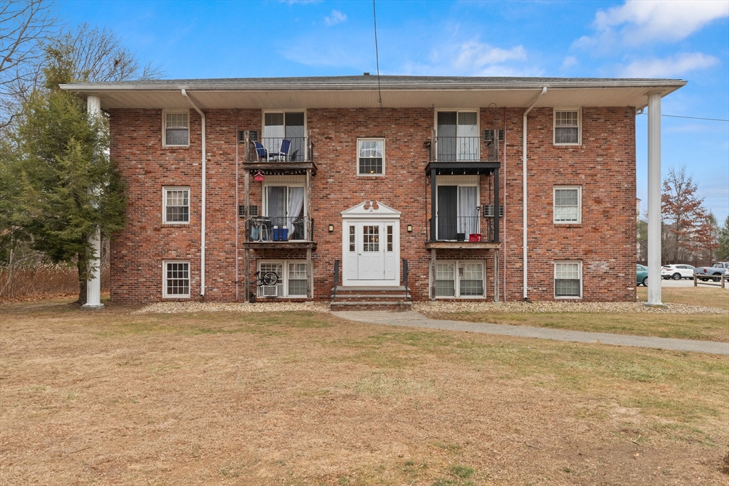 12 Woodman Way # 19