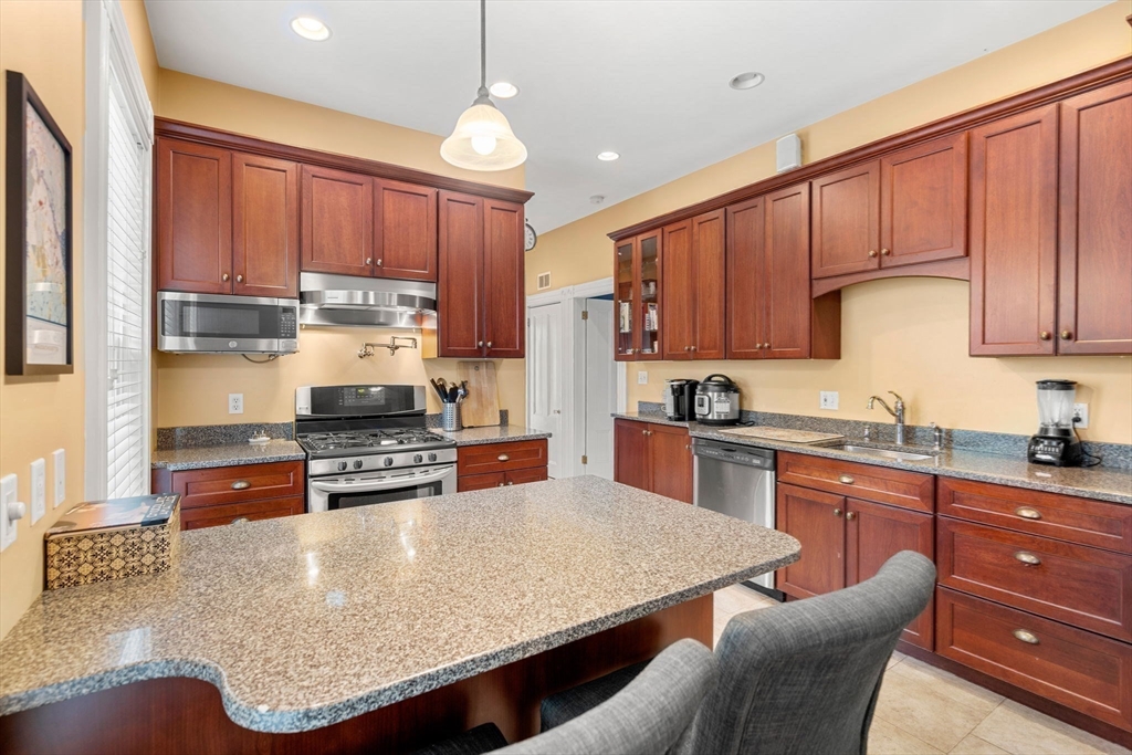 15 Washington St # 2