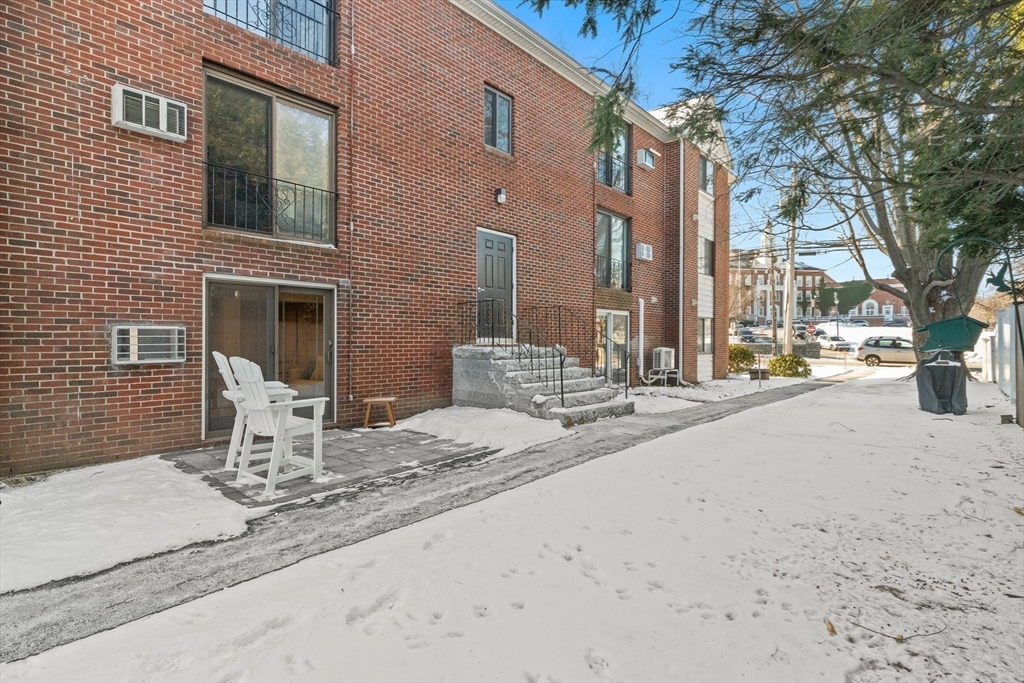 60-64 Carter St # 3