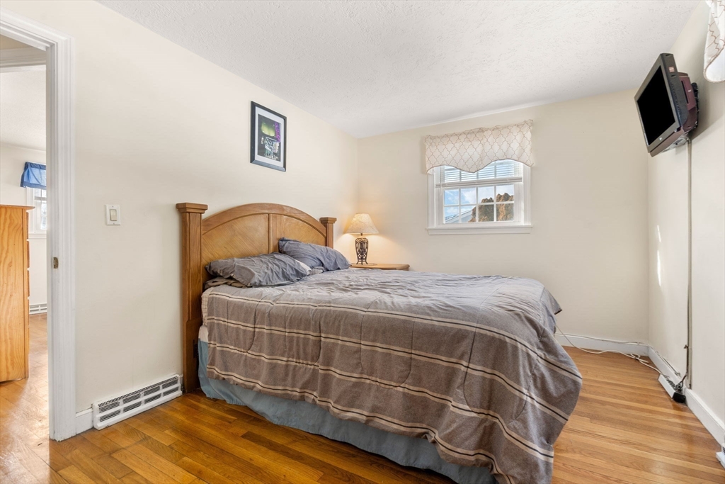 9 Harjean Rd
