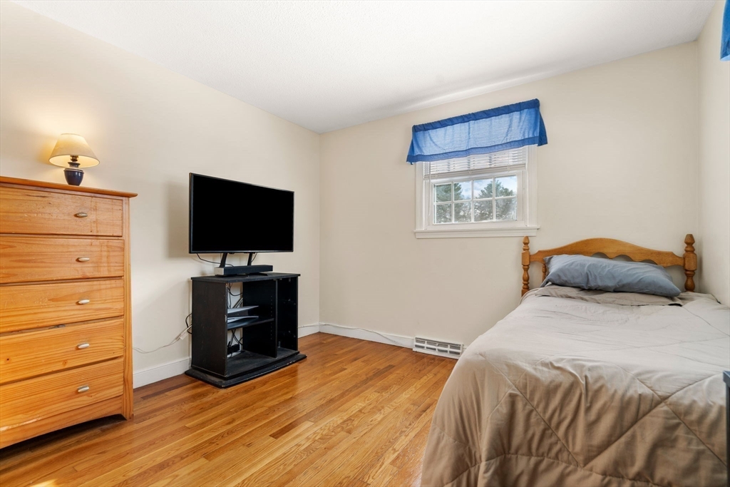 9 Harjean Rd