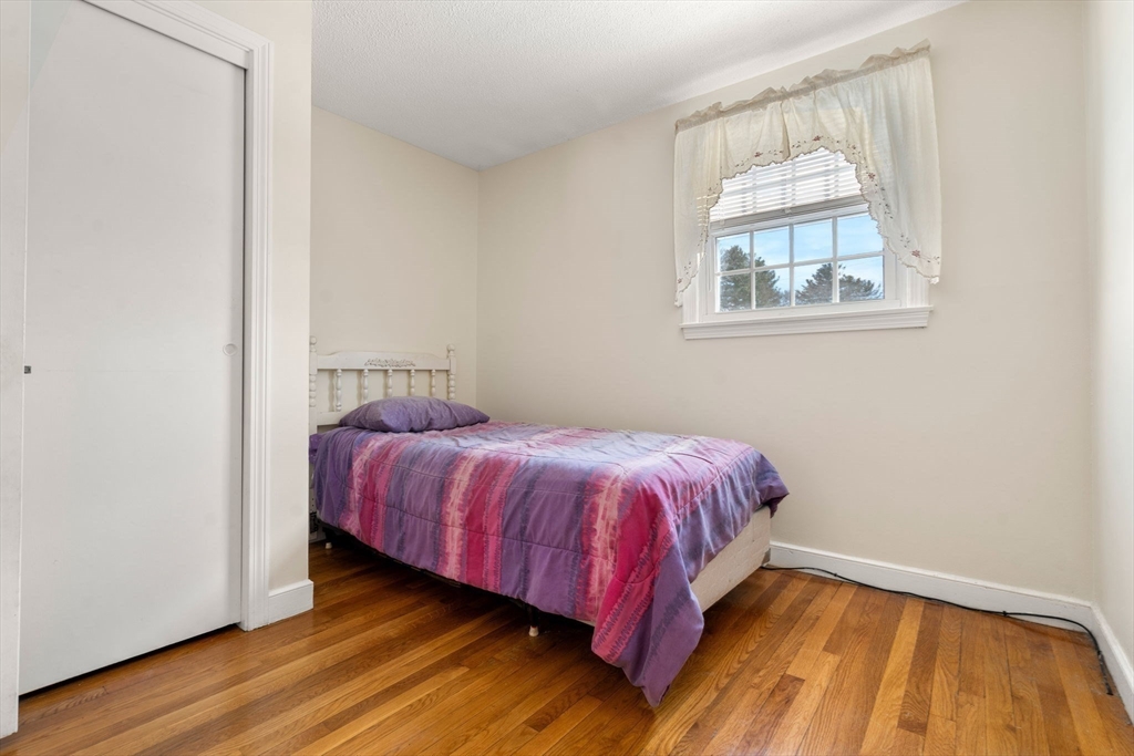 9 Harjean Rd