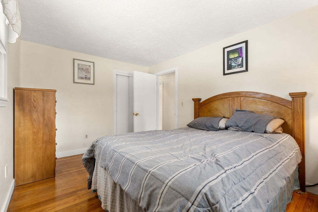 9 Harjean Rd
