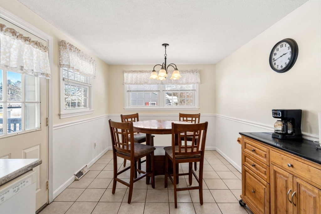 9 Harjean Rd