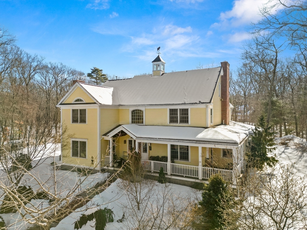 114 Moulton St