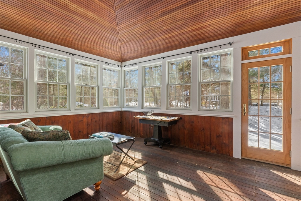 114 Moulton St