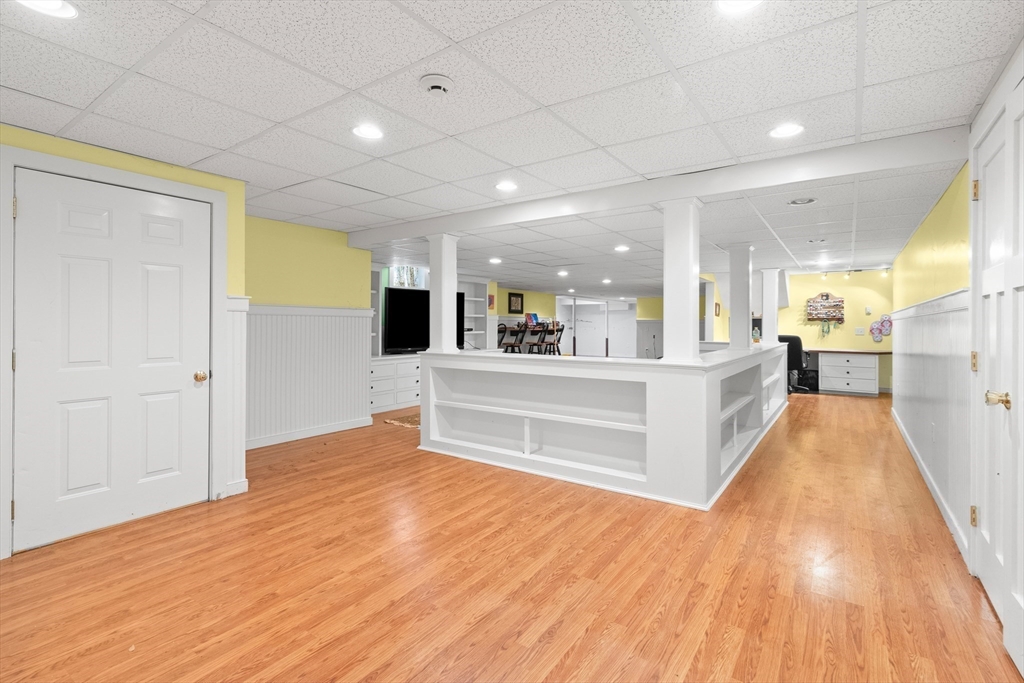 114 Moulton St