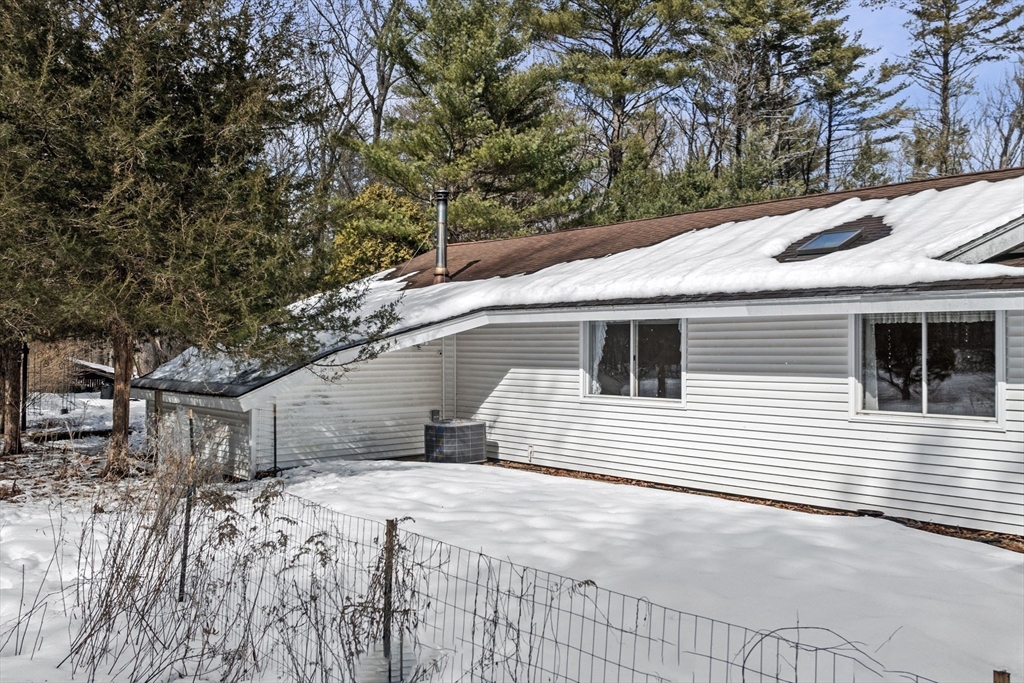 15 Johns Ln