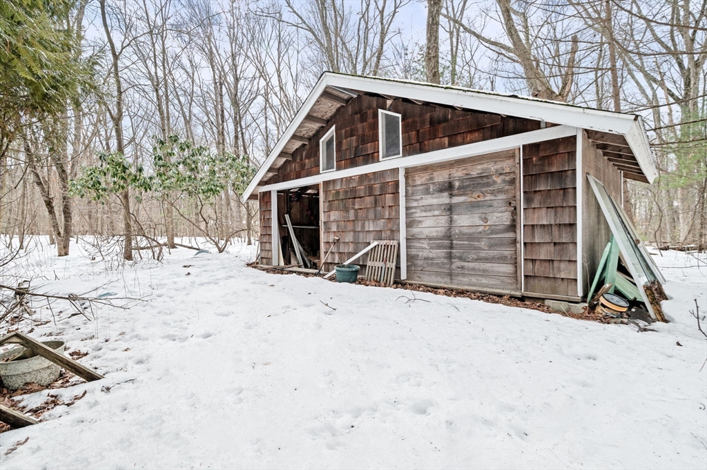 15 Johns Ln