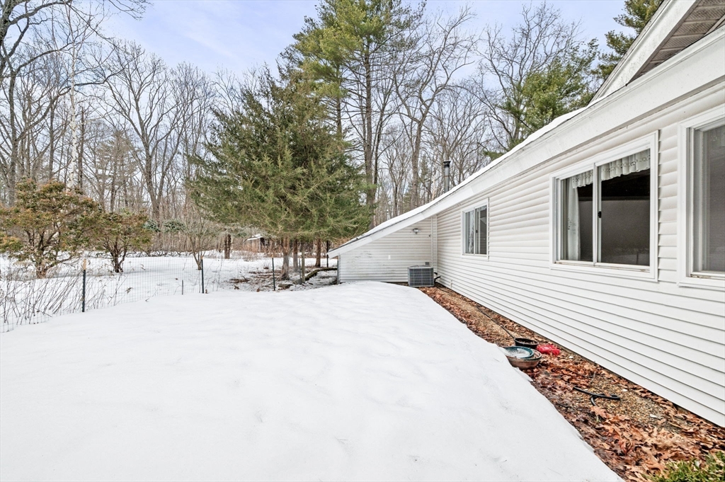 15 Johns Ln
