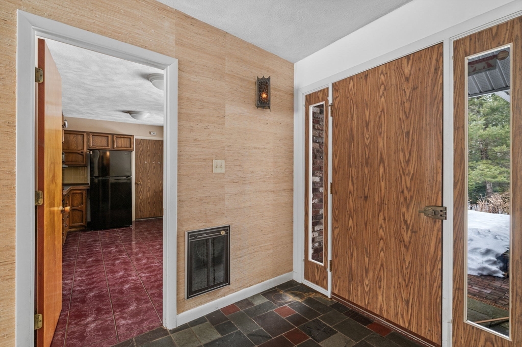 15 Johns Ln