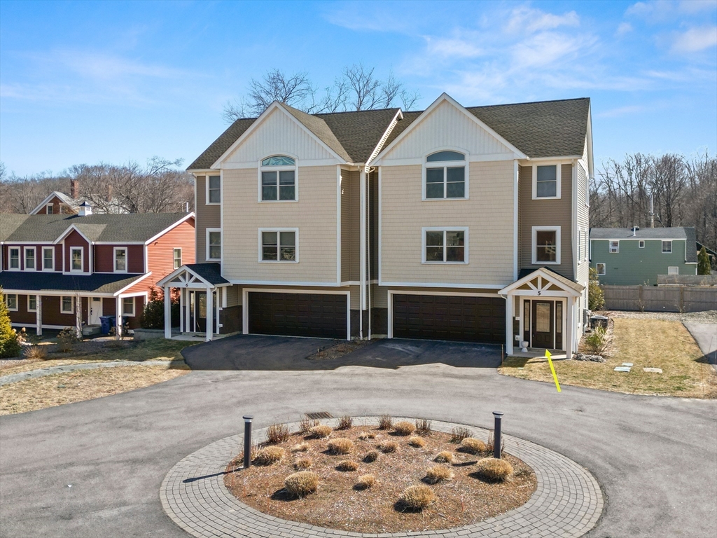 128 High St # 5
