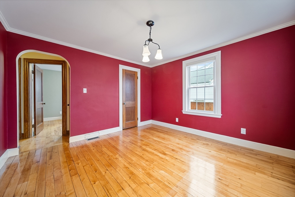 24 Dexter St