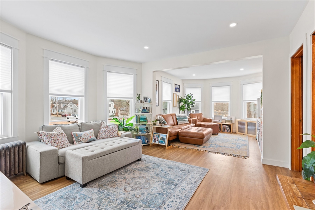 344-346 Waverly Rd