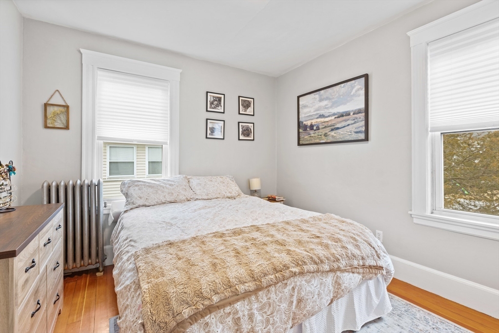 344-346 Waverly Rd