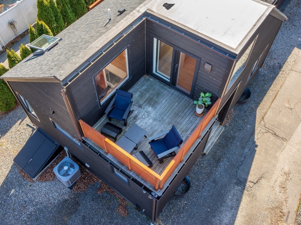 190 Main St