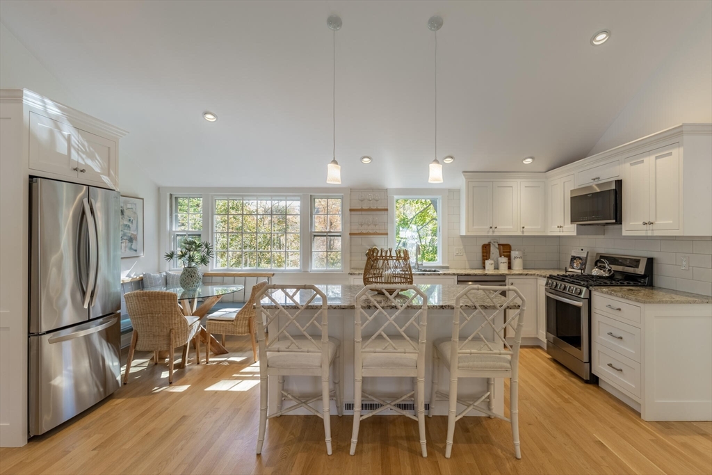 10 Pilgrim Rd