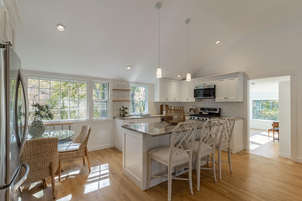 10 Pilgrim Rd