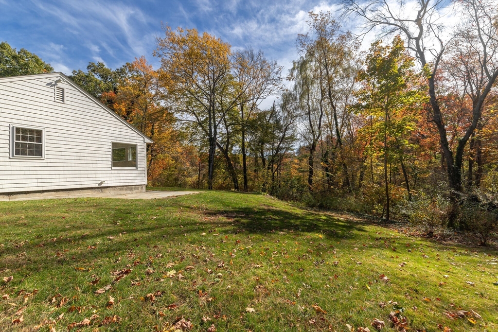 10 Pilgrim Rd