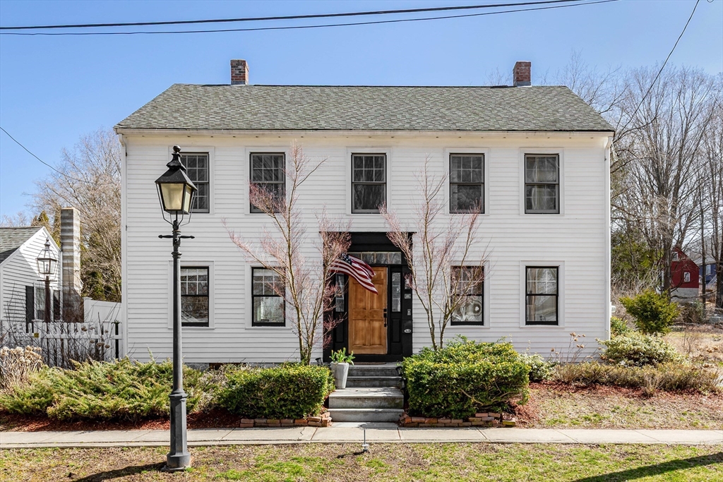 18 Elm Park