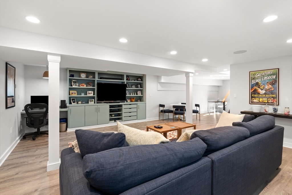 130 Meyer Rd