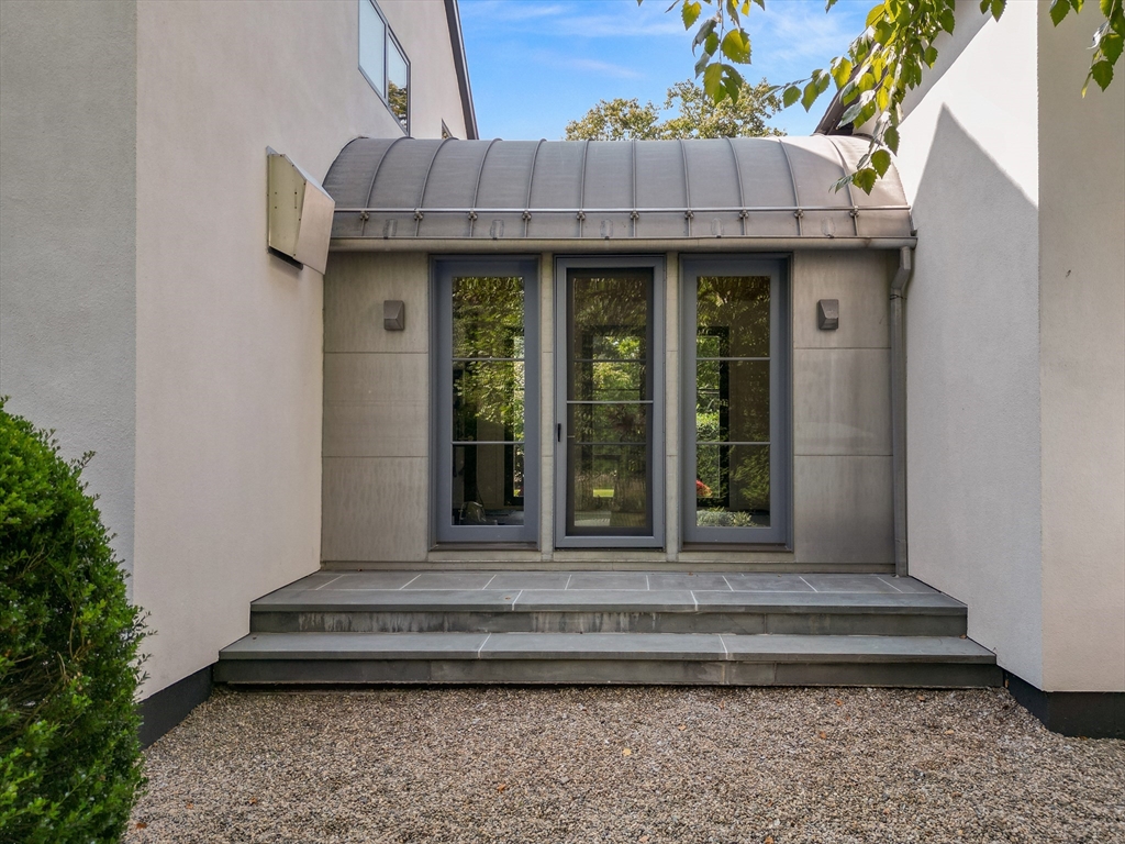 130 Meyer Rd