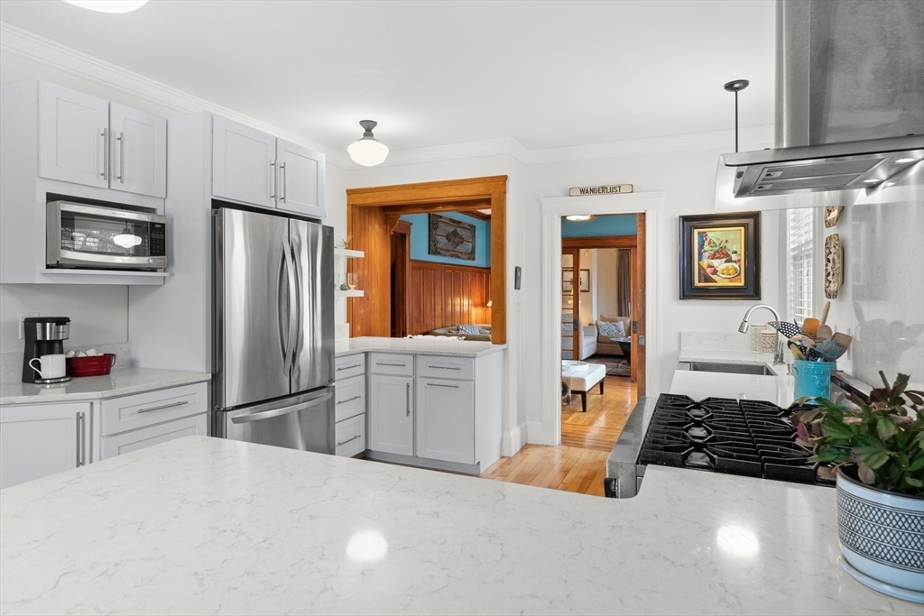 81 Hamilton Ave