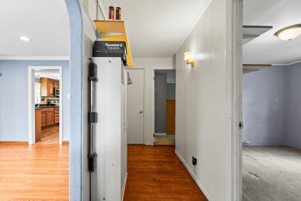 13 Canterbury St