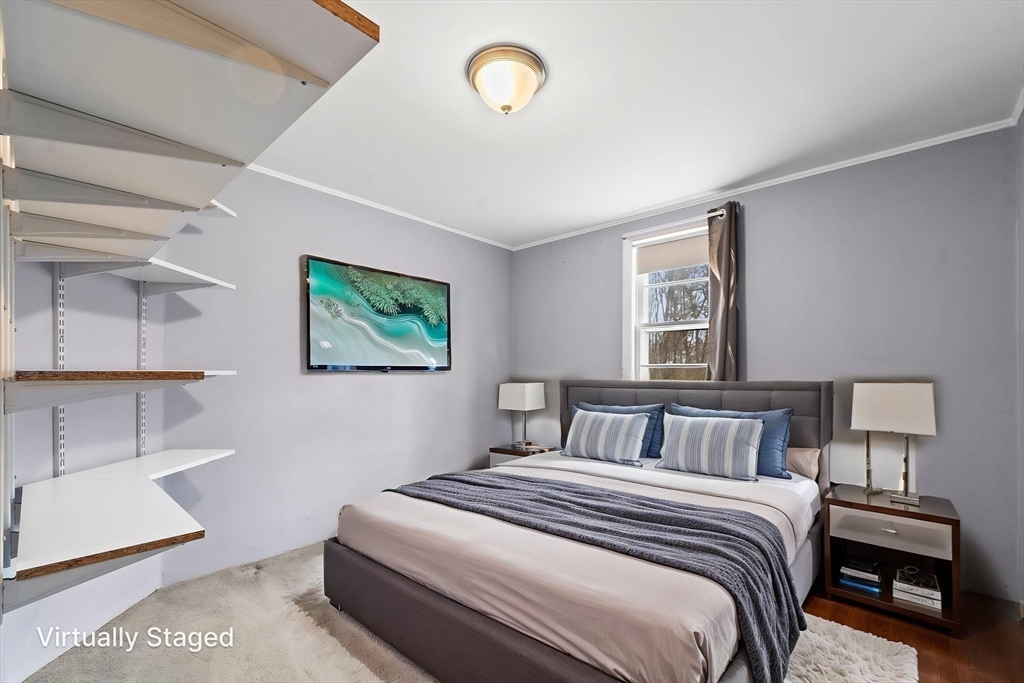 13 Canterbury St