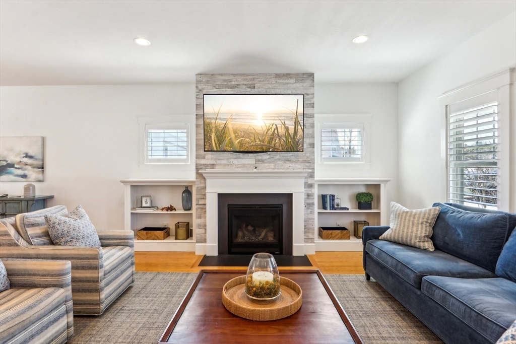 4 Duffy Drive