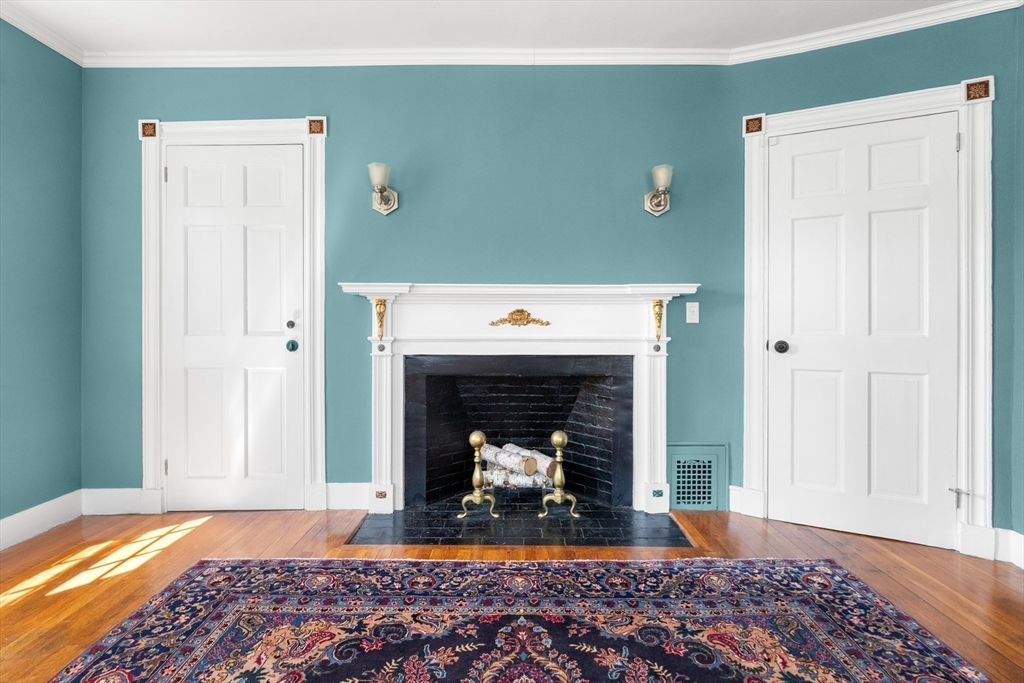 34 Pleasant St # 1