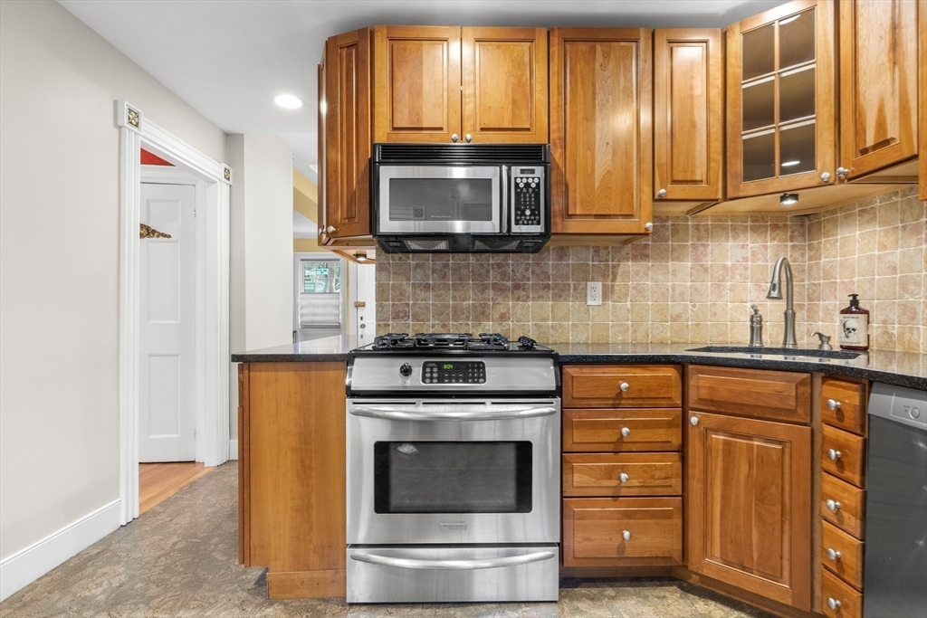 34 Pleasant St # 1