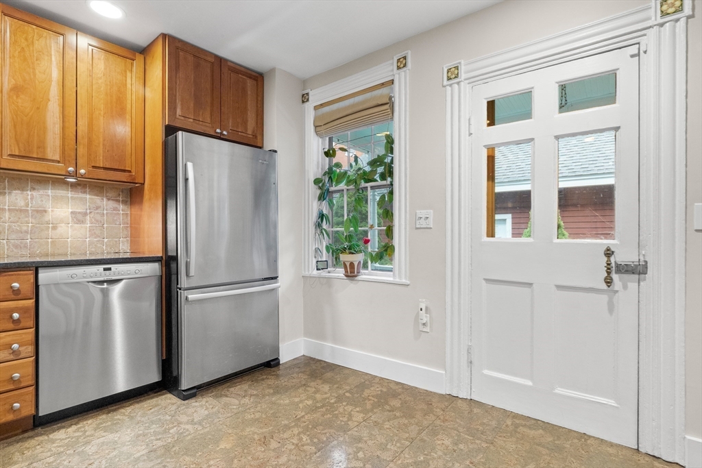 34 Pleasant St # 1