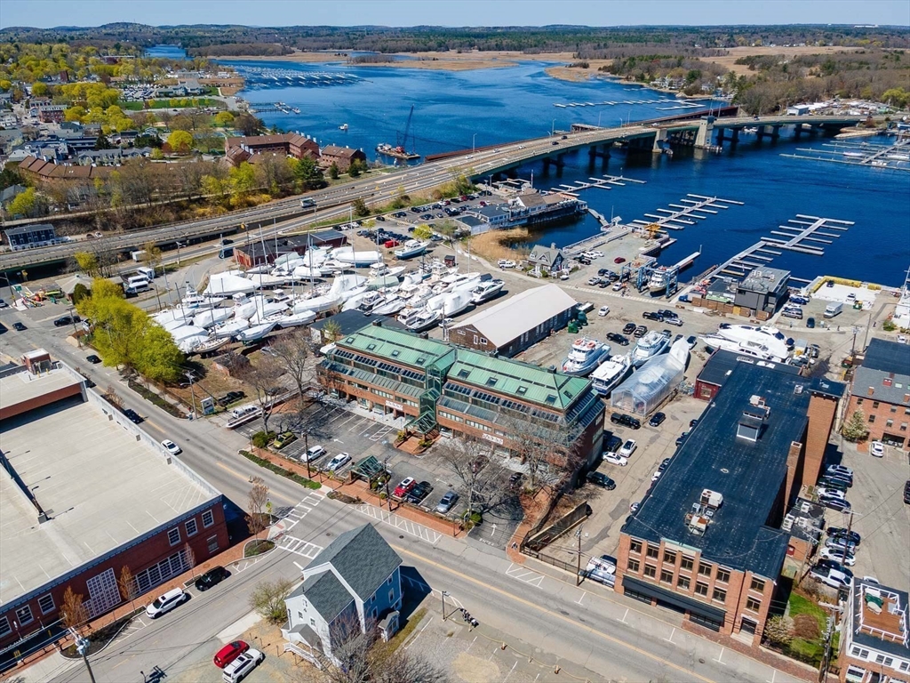 58 Merrimac Street # 2 Unit: 2-2