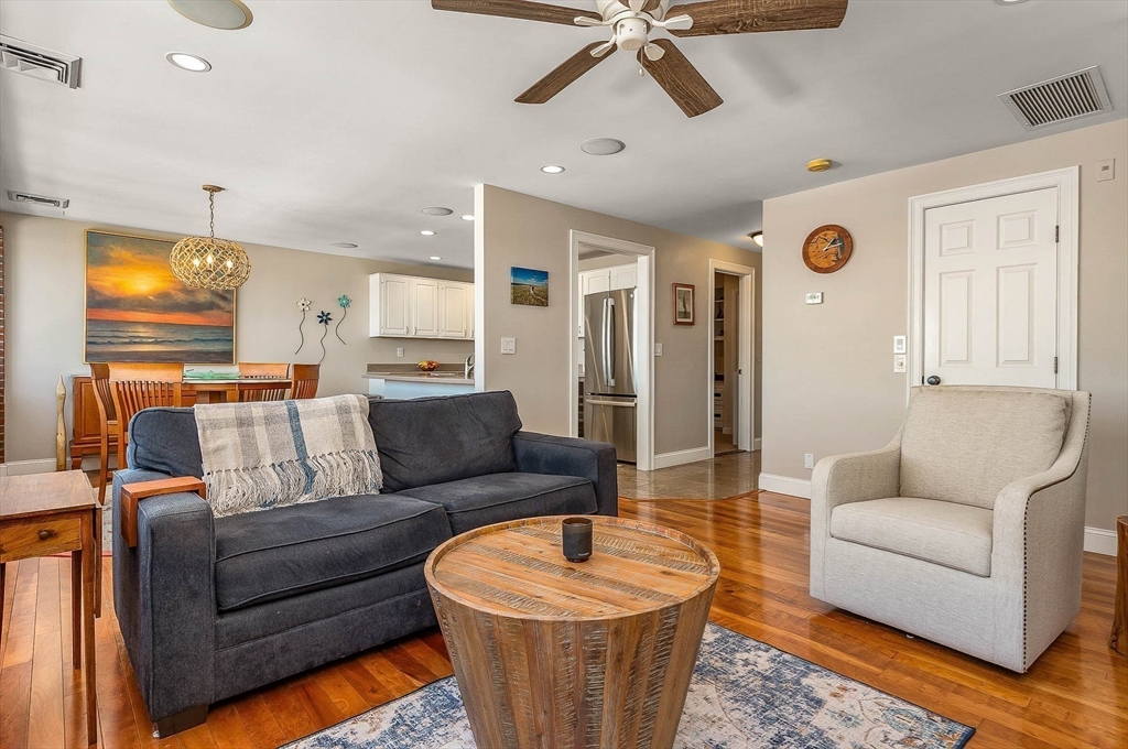 58 Merrimac Street # 2 Unit: 2-2