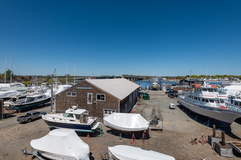 58 Merrimac Street # 2 Unit: 2-2