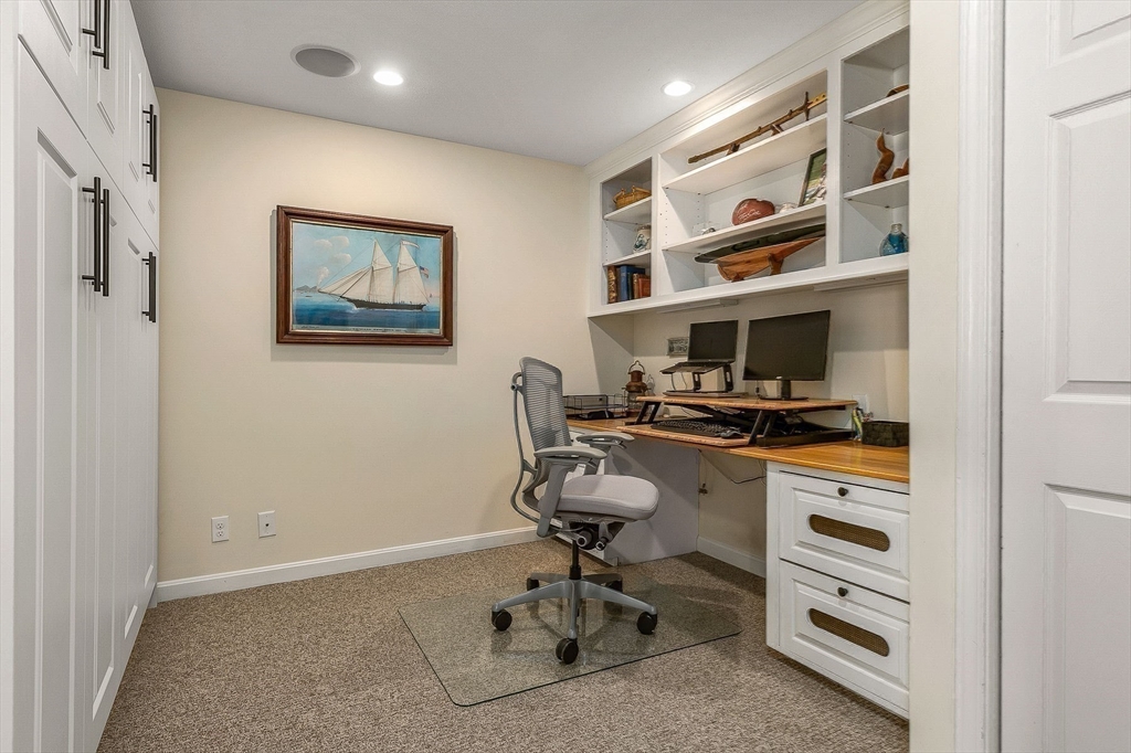 58 Merrimac Street # 2 Unit: 2-2